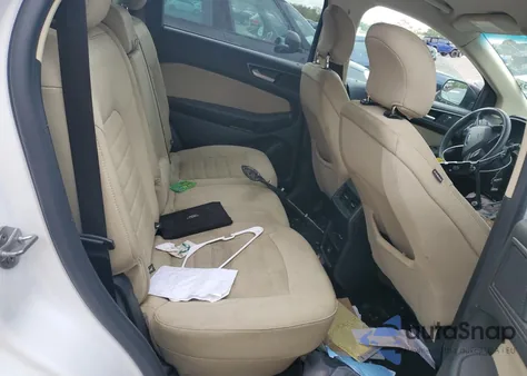 2016 Ford Edge Se z USA, uszkodzony, nr VIN 2FMPK4G94GBC00422